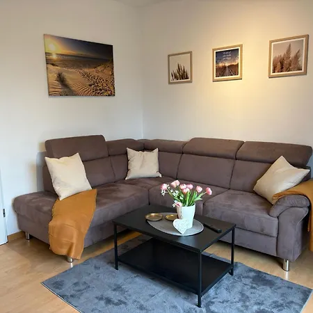 Holiday home Achterdeck Kajuete Dornumersiel